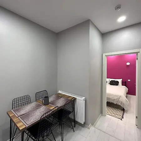 Aparthotel Homes Of No 23 A *