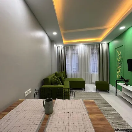 Homes Of No 23 A *